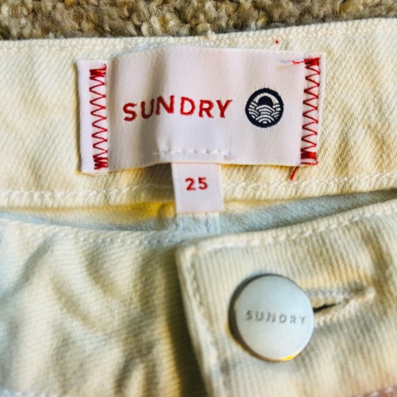 Sundry straight leg jeans with cute details ( unworn) - Picture 3 of 4